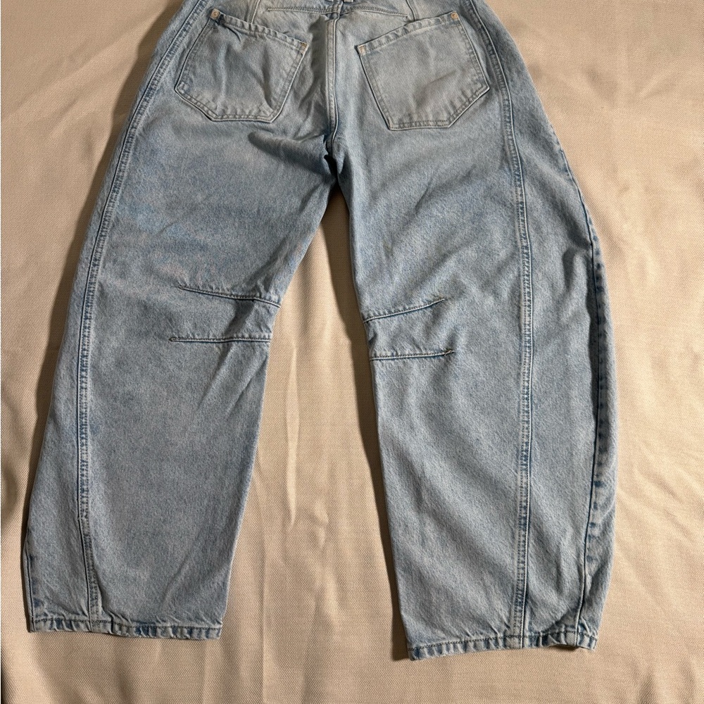 Free People / We The Free Light Blue Denim Jeans Label Detail